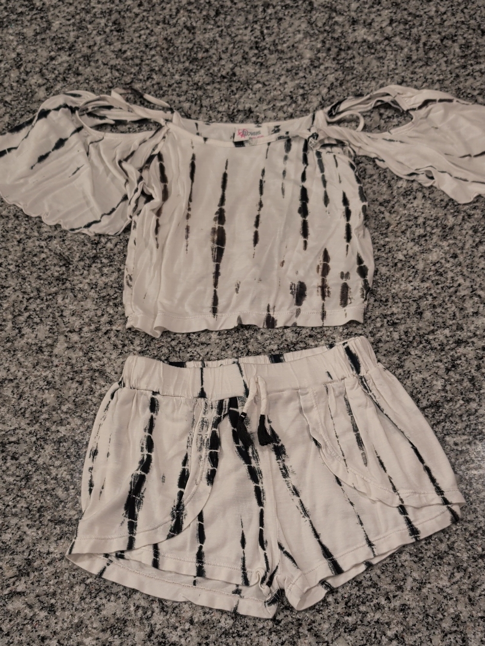 Flowers by Zoe White and Black Tie-Dye Girls Matching Set